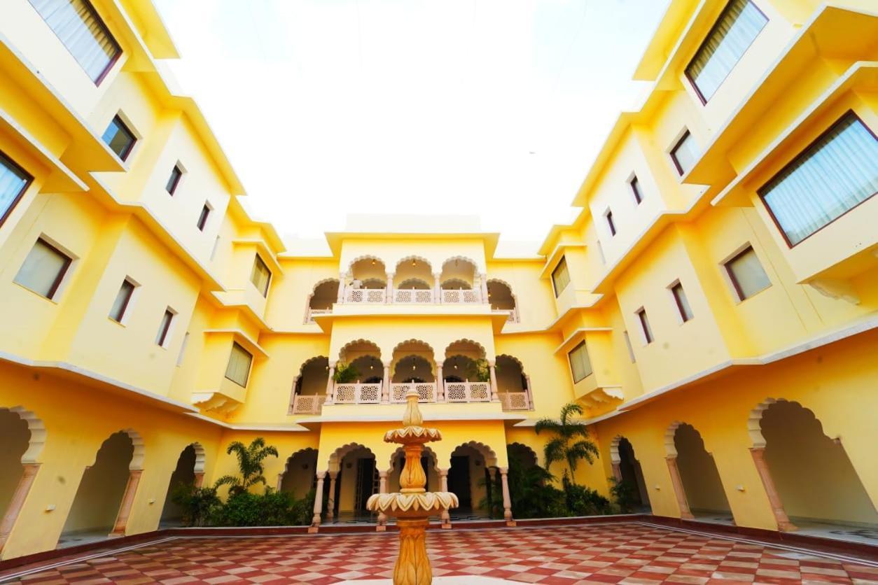 Hotel Raj Bagh Palace Джапур Экстерьер фото
